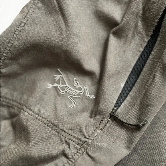 Arc'teryx Womens Konseal Climbing pants Cargo Pants in Green - Picture 3 of 8